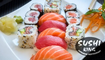 What are the hours of operation for Sushi King Restaurant?